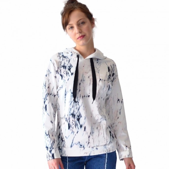 Sudadera Negra sin gorro • Pistache