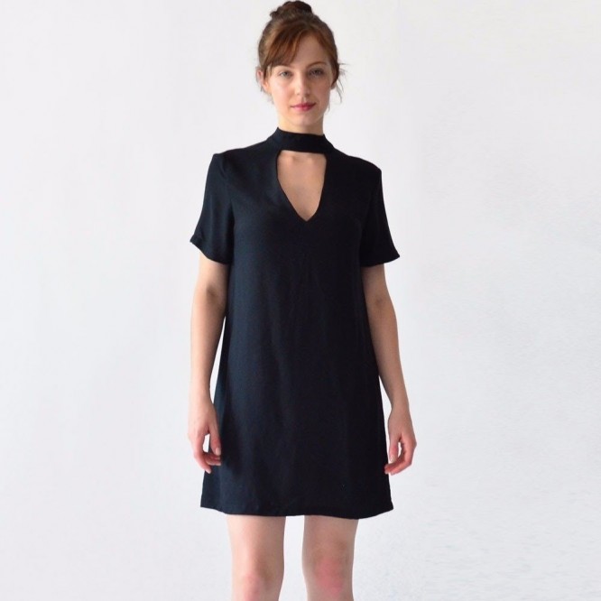 Vestido Corto Ligero Y Moderno Escote Al Frente Rack \u0026 Pack